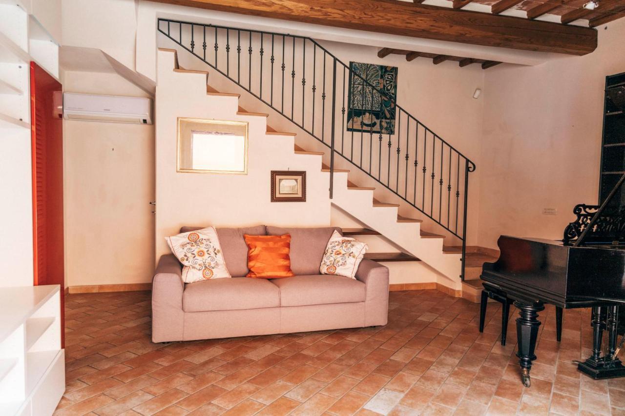 Tenuta San Giovanni Lucca - Borgo Del Locumone 外观 照片